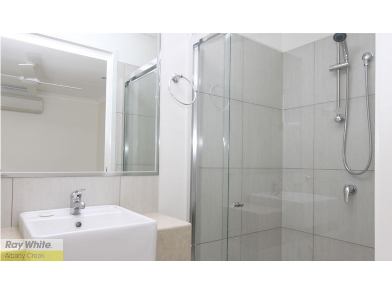 8 Cascade Lane, Fitzgibbon QLD 4018