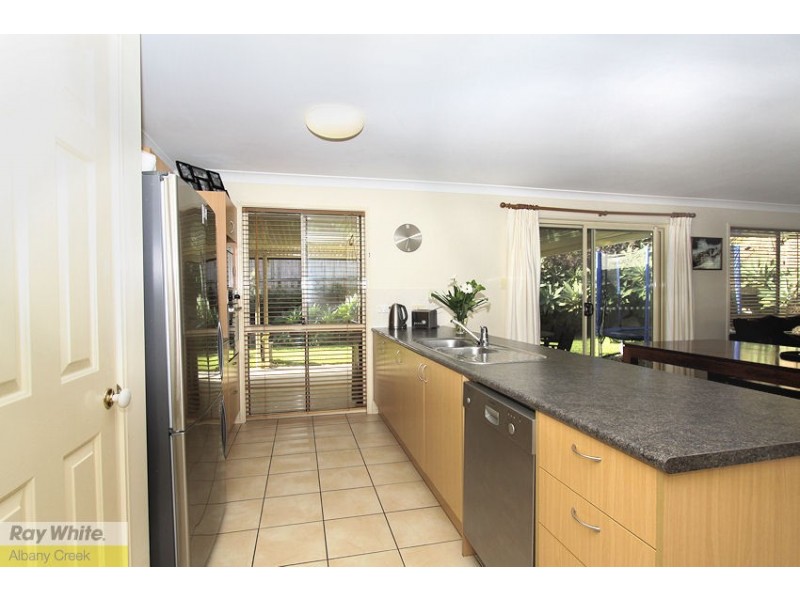 10 Meilland Court, Eatons Hill QLD 4037