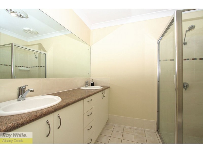 10 Meilland Court, Eatons Hill QLD 4037