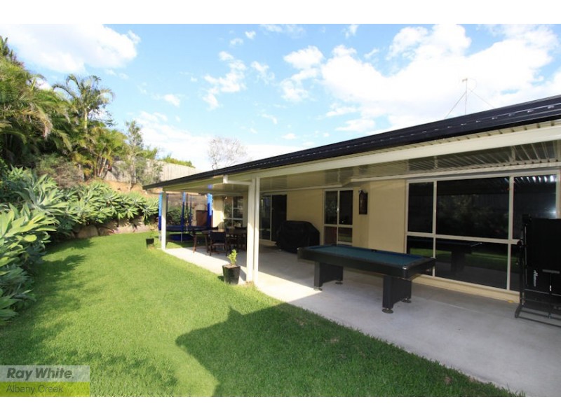 10 Meilland Court, Eatons Hill QLD 4037