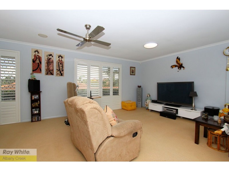 5 Meilland Court, Eatons Hill QLD 4037