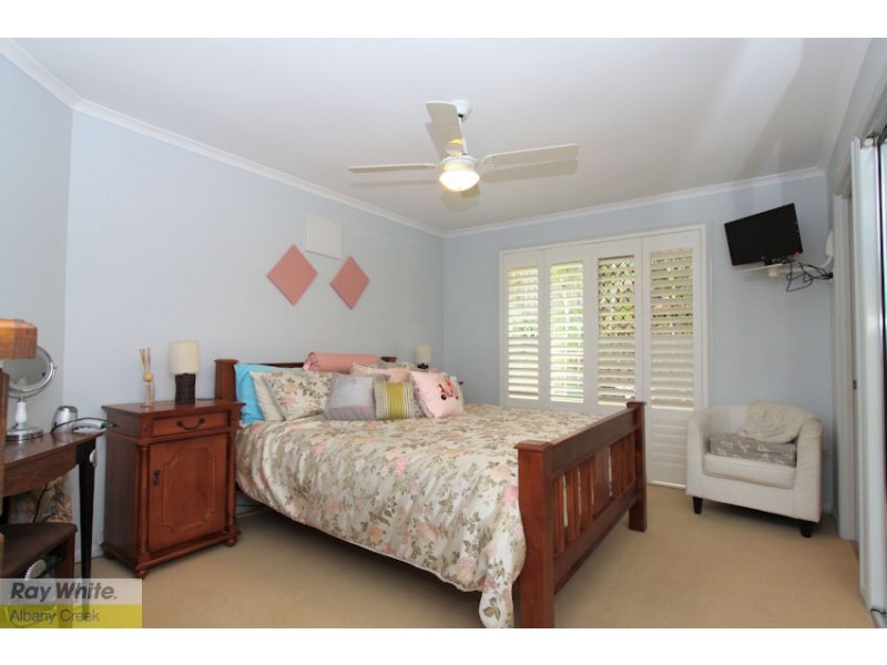 5 Meilland Court, Eatons Hill QLD 4037