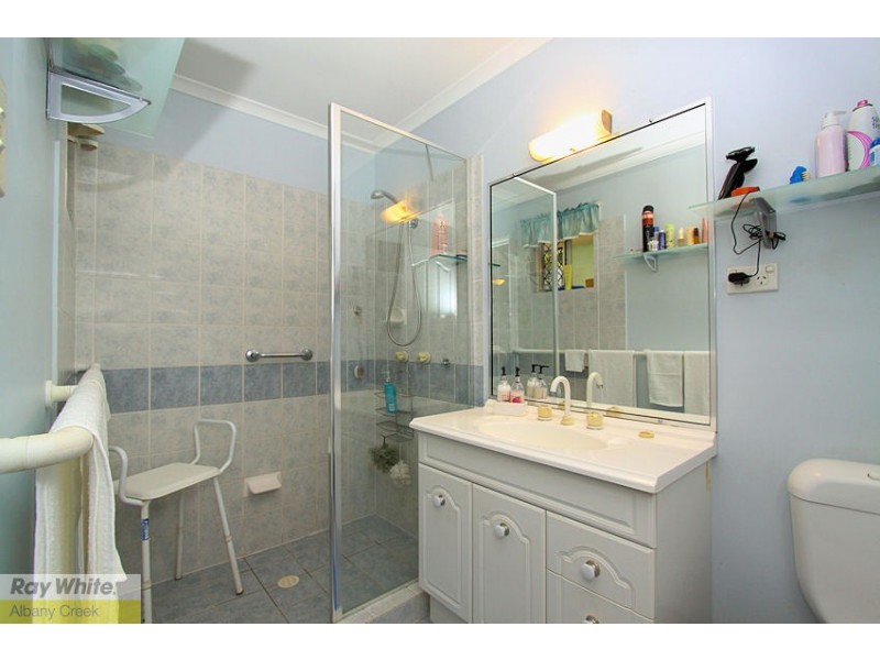 5 Meilland Court, Eatons Hill QLD 4037