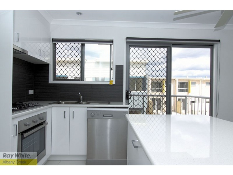 24 Cascade Lane, Fitzgibbon QLD 4018