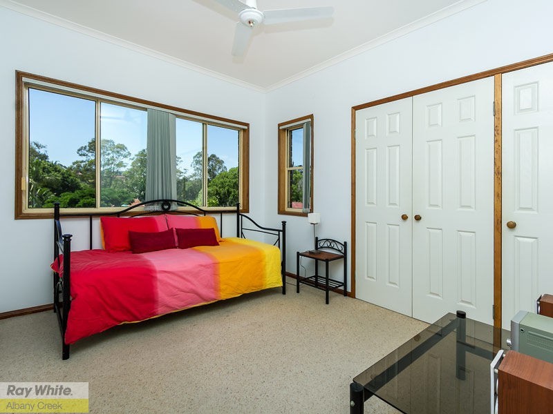 10 Silkyoak Way, Albany Creek QLD 4035