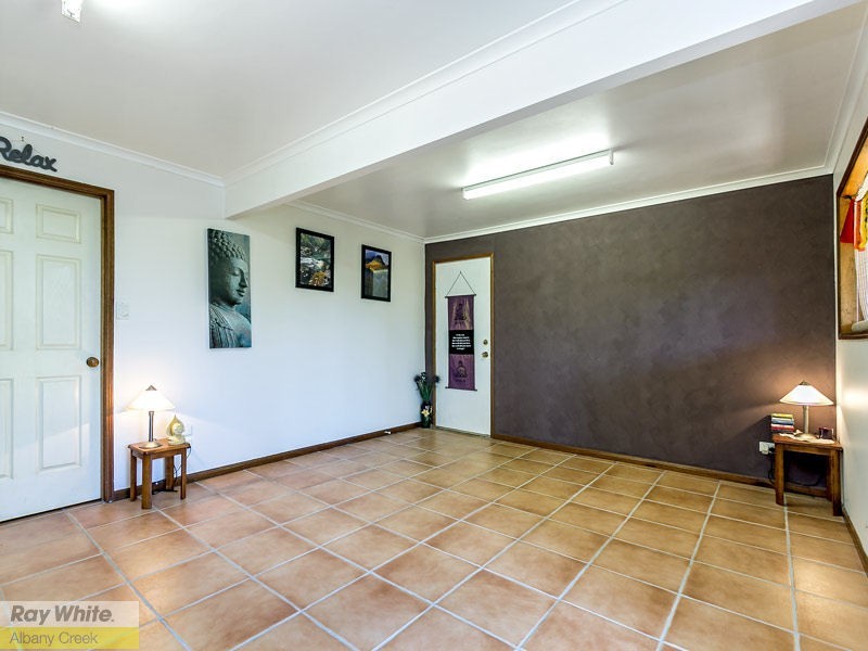 10 Silkyoak Way, Albany Creek QLD 4035