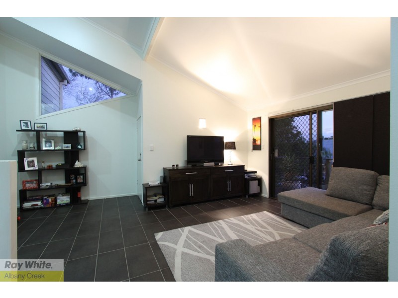 52 Gilford Crescent, Albany Creek QLD 4035