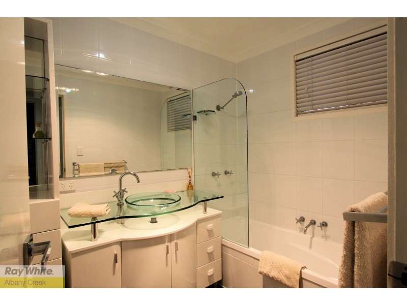 52 Gilford Crescent, Albany Creek QLD 4035