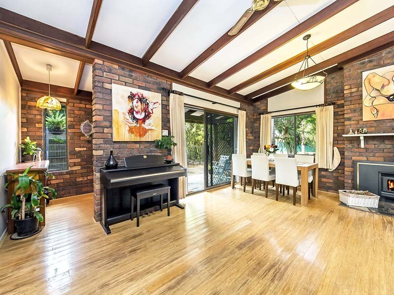 8 Kesteven Street, Albany Creek QLD 4035