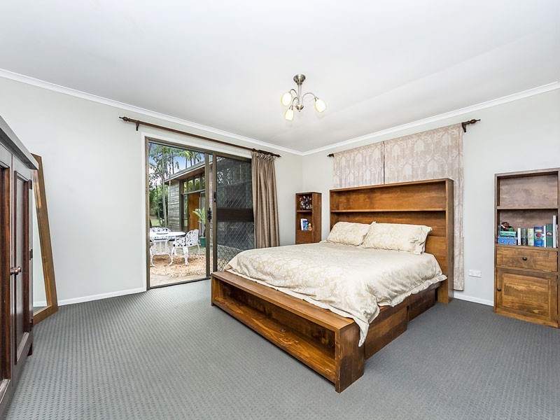 8 Kesteven Street, Albany Creek QLD 4035
