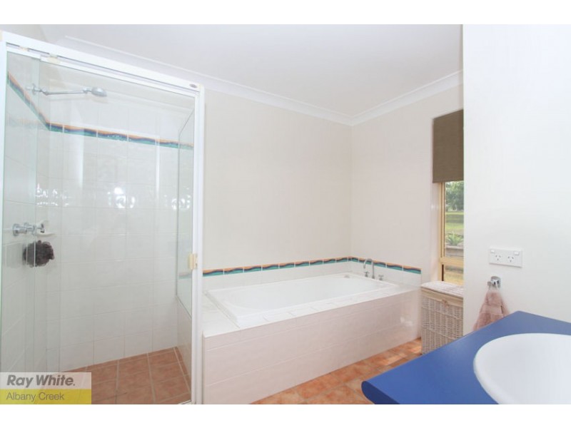 2 Corvus Drive, Cashmere QLD 4500