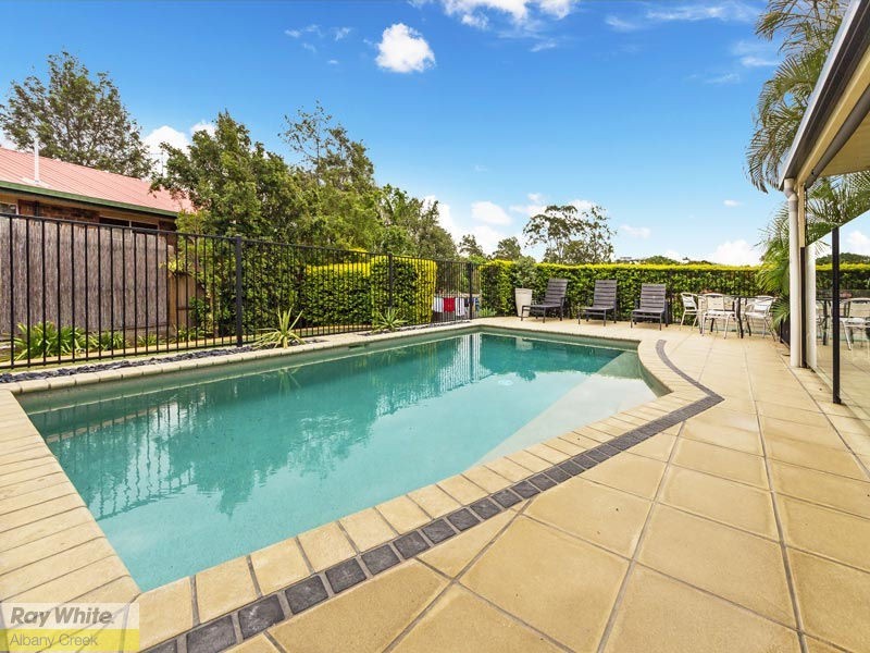 10 Brighton Court, Albany Creek QLD 4035