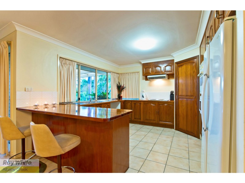 49 Bel Air Court, Ferny Hills QLD 4055