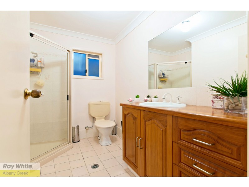 49 Bel Air Court, Ferny Hills QLD 4055
