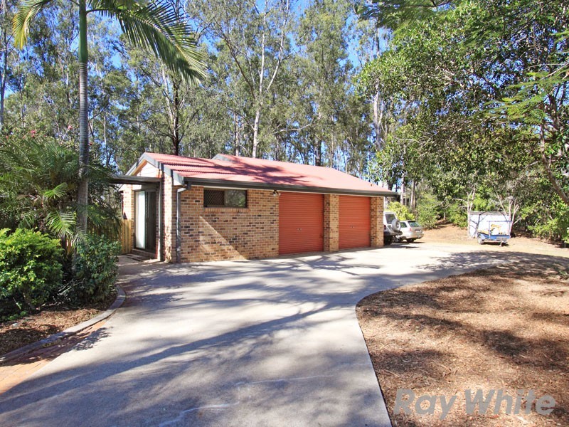 7 Sarah Court, Eatons Hill QLD 4037