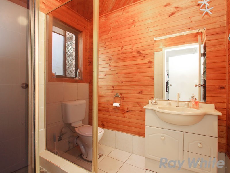 7 Sarah Court, Eatons Hill QLD 4037