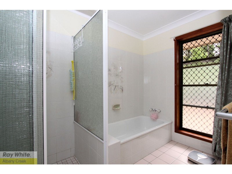 8 Paddy Road, Warner QLD 4500