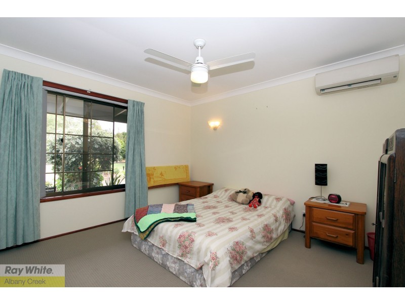 8 Paddy Road, Warner QLD 4500