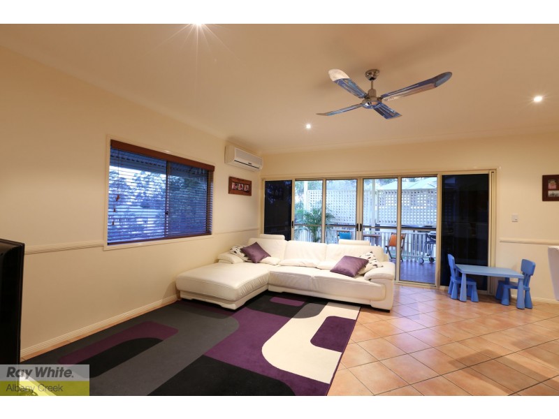 20 Woodgate Court, Ferny Hills QLD 4055