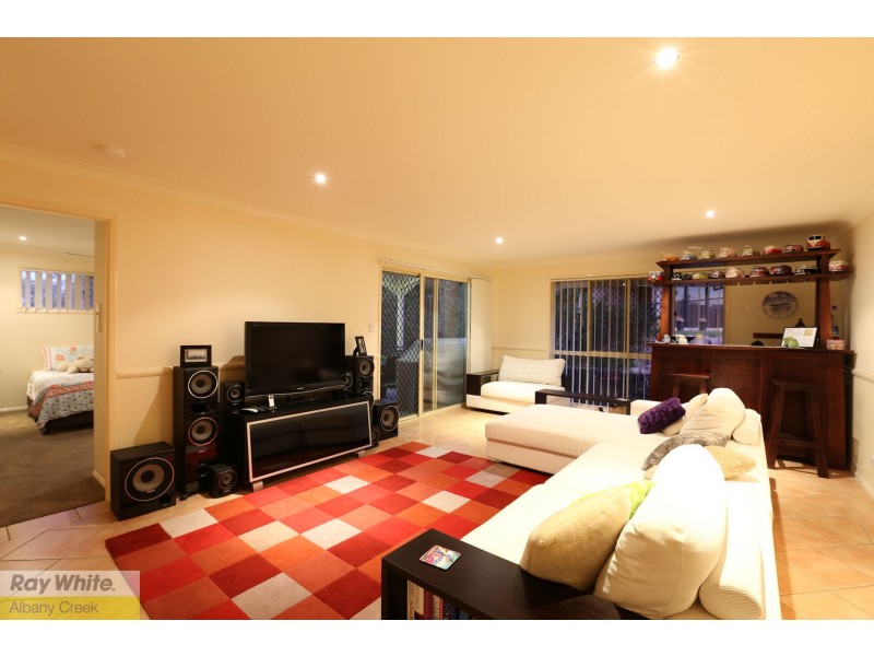 20 Woodgate Court, Ferny Hills QLD 4055