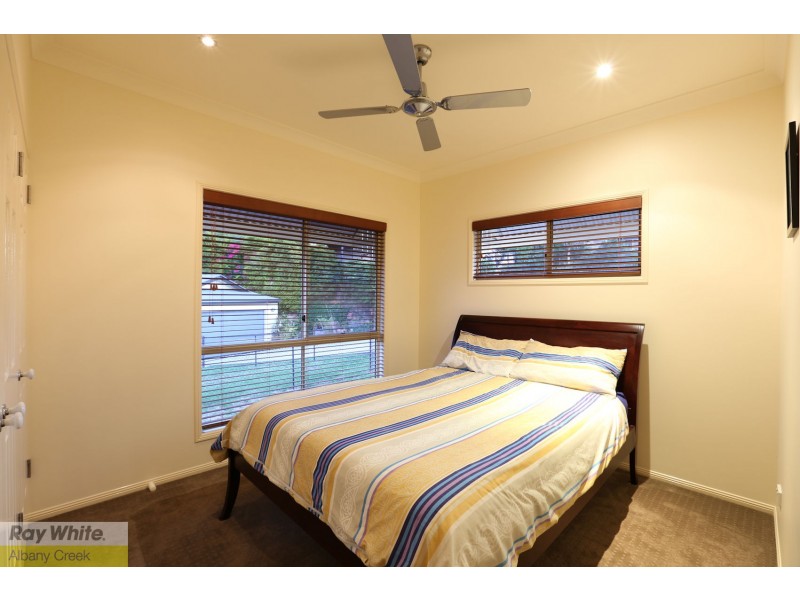 20 Woodgate Court, Ferny Hills QLD 4055