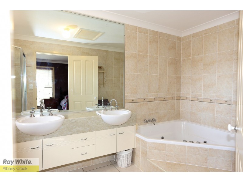 23 Pardalote Place, Cashmere QLD 4500