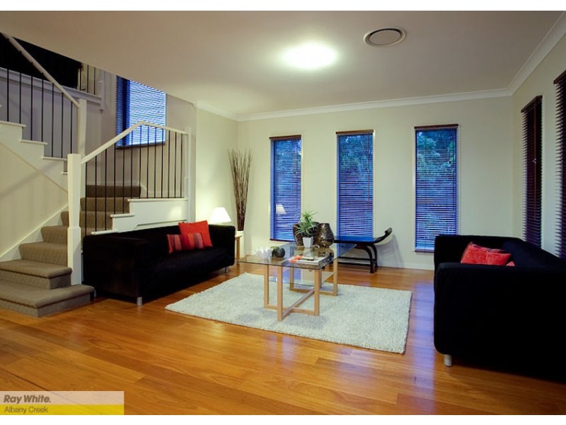 15 Rivergum Drive, Eatons Hill QLD 4037