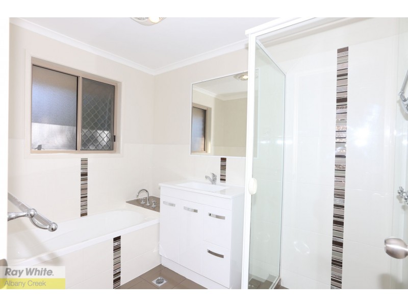 8 Wattle Tree Court, Albany Creek QLD 4035