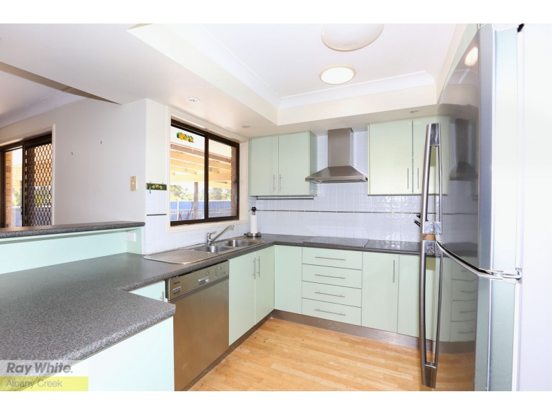 7 Jason Terrace, Eatons Hill QLD 4037