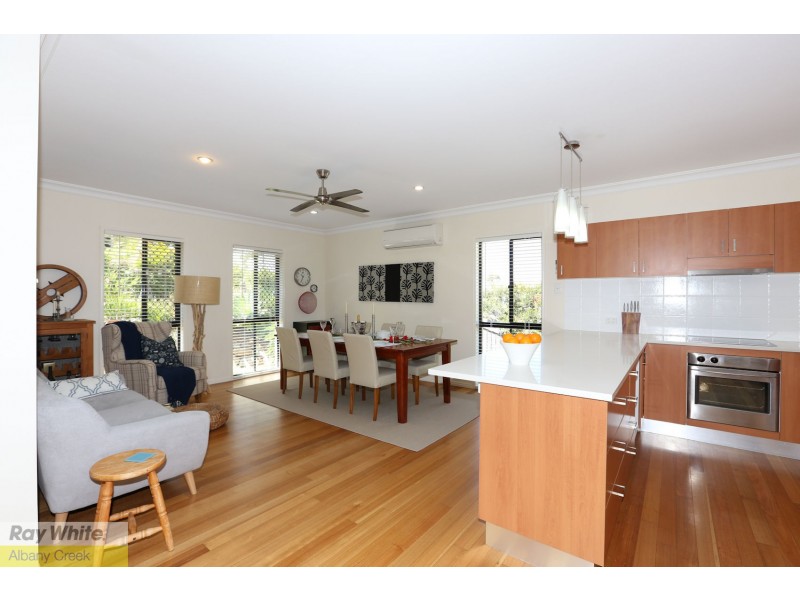 19 Talisman Court, Eatons Hill QLD 4037