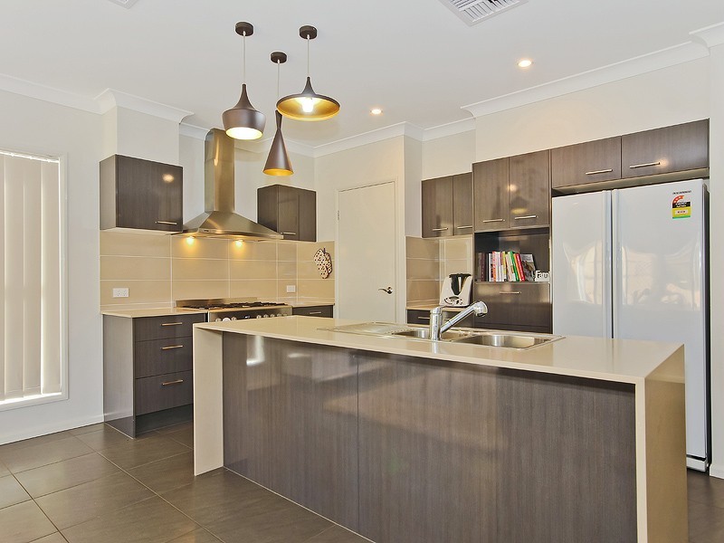 12 Rowallan Street, Warner QLD 4500