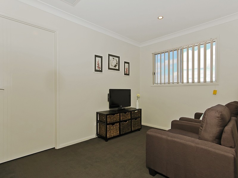 12 Rowallan Street, Warner QLD 4500