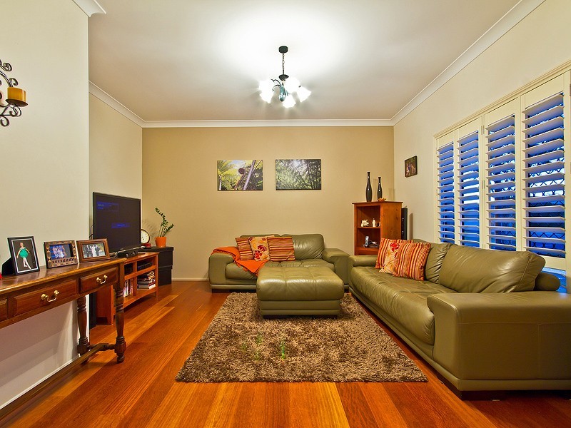 2 Lambertia Court, Albany Creek QLD 4035