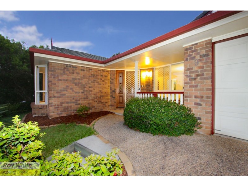 9 Zorina Court, Eatons Hill QLD 4037