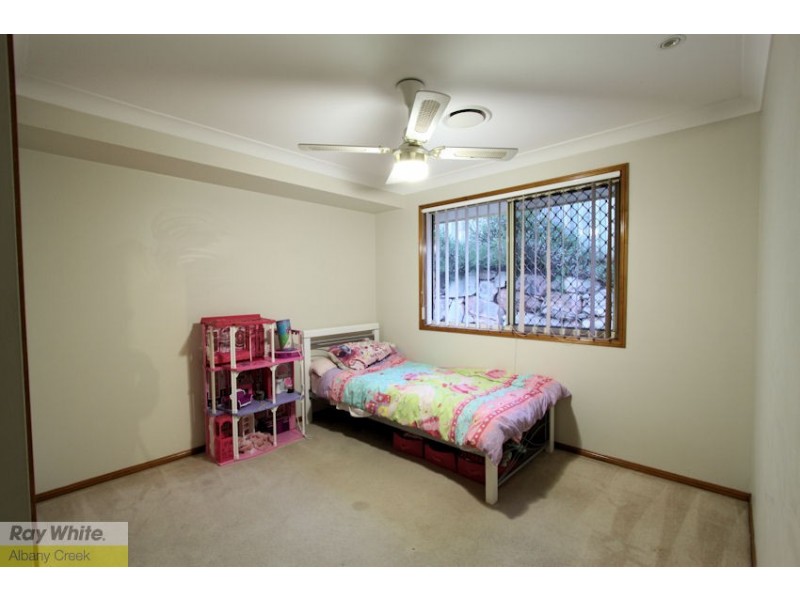 9 Zorina Court, Eatons Hill QLD 4037
