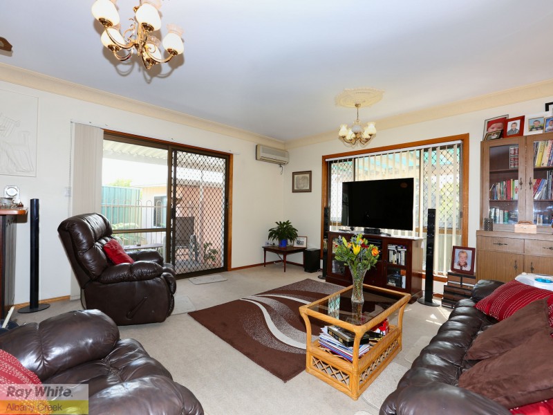 15 Chowchilla Street, Albany Creek QLD 4035