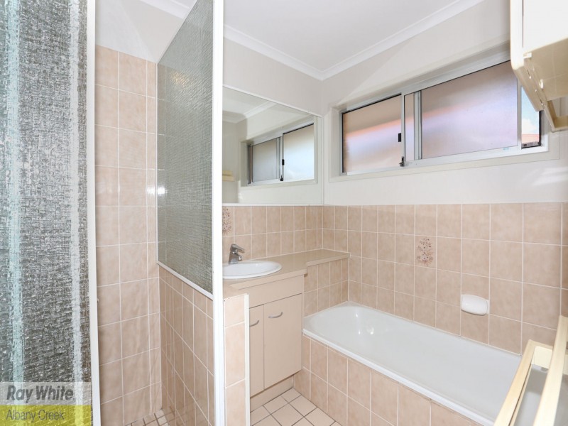 74 Jagora Drive, Albany Creek QLD 4035