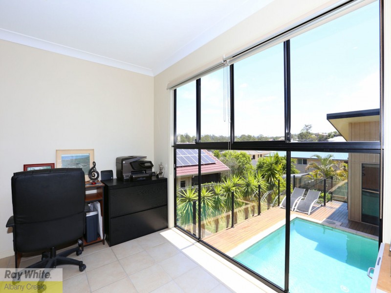 7 Diorama Court, Eatons Hill QLD 4037
