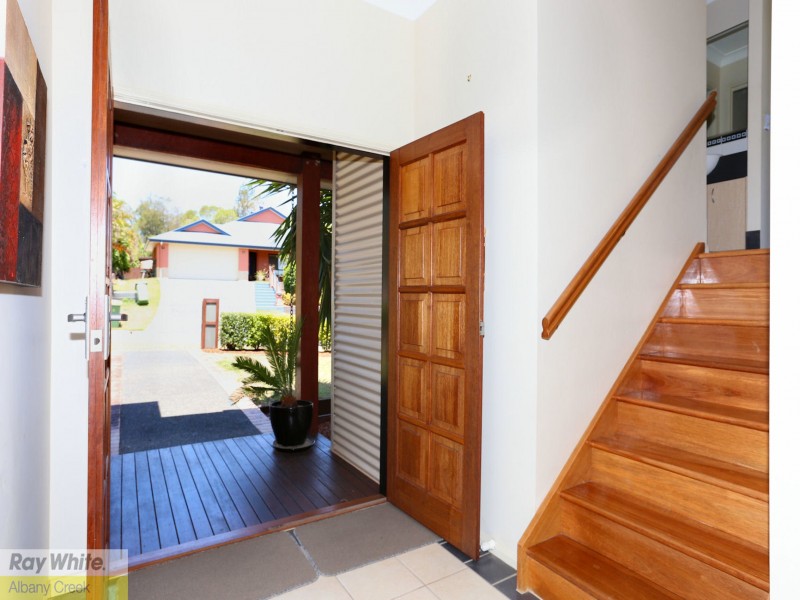 7 Diorama Court, Eatons Hill QLD 4037