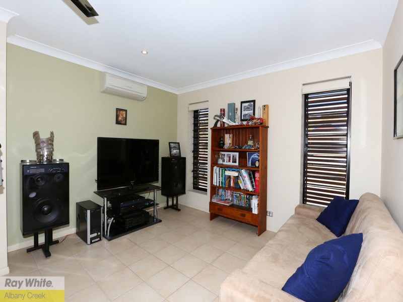7 Diorama Court, Eatons Hill QLD 4037