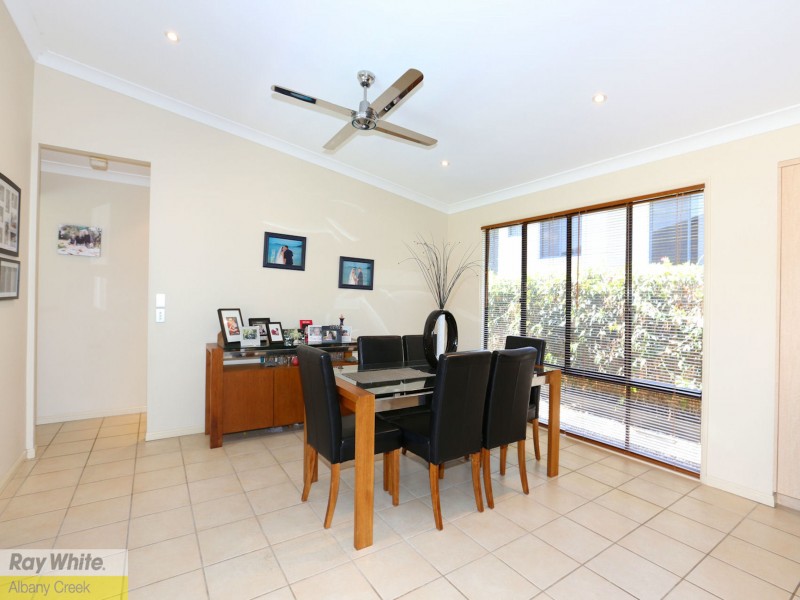 7 Diorama Court, Eatons Hill QLD 4037