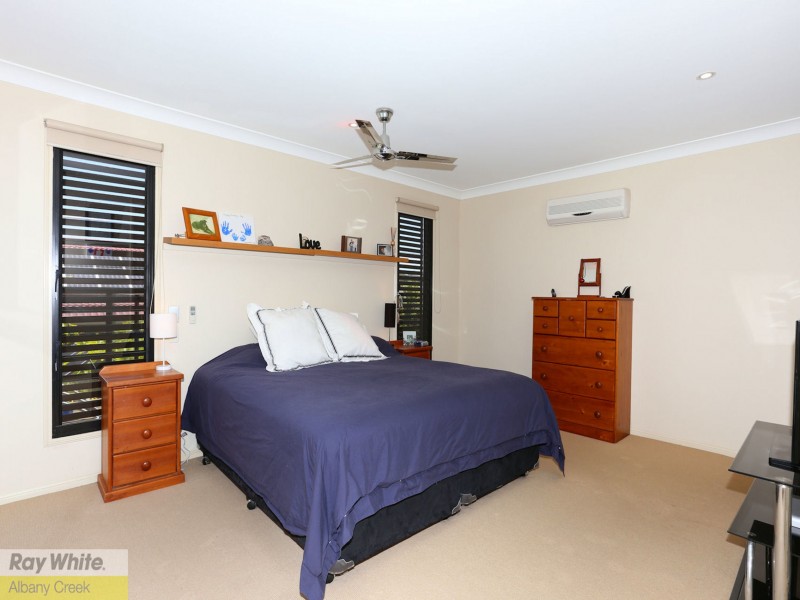 7 Diorama Court, Eatons Hill QLD 4037