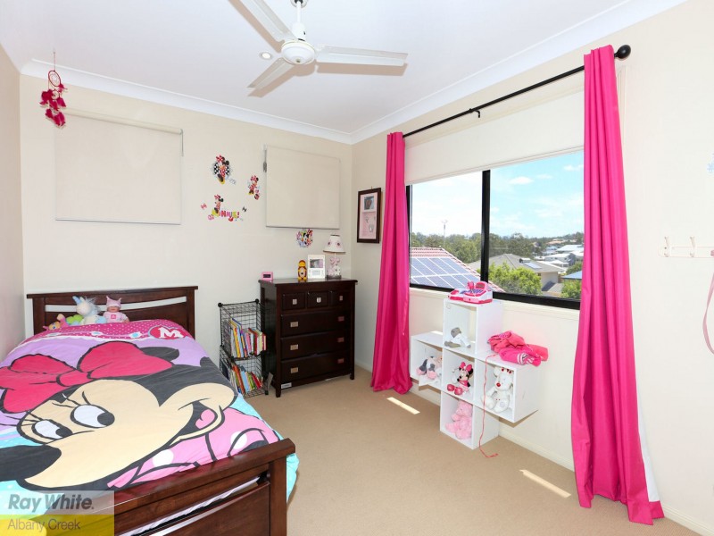 7 Diorama Court, Eatons Hill QLD 4037