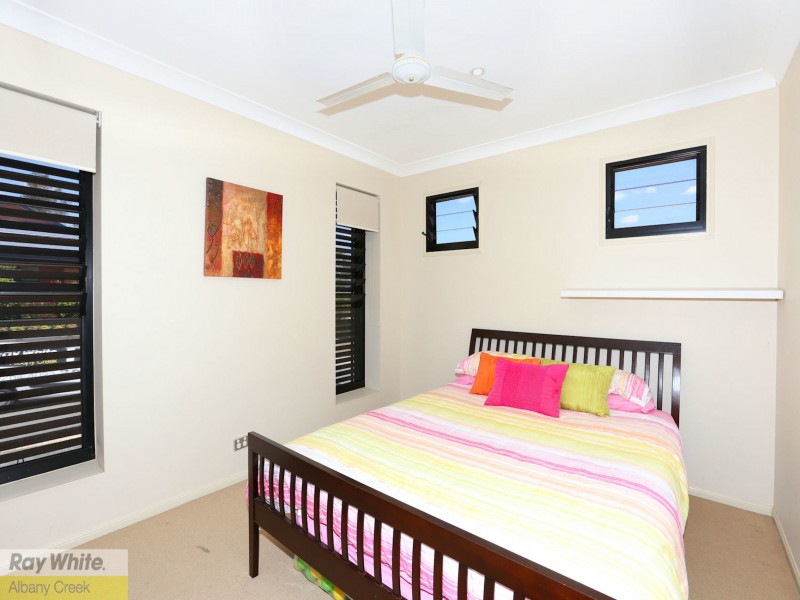 7 Diorama Court, Eatons Hill QLD 4037