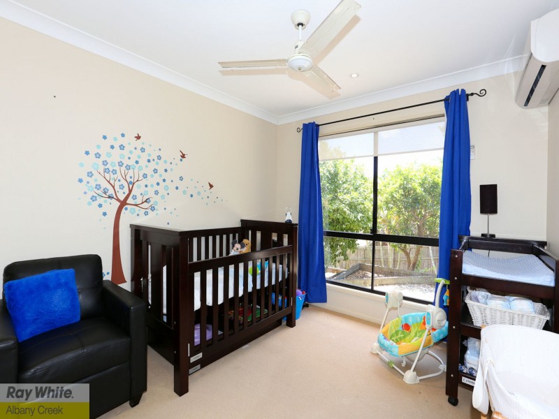 7 Diorama Court, Eatons Hill QLD 4037