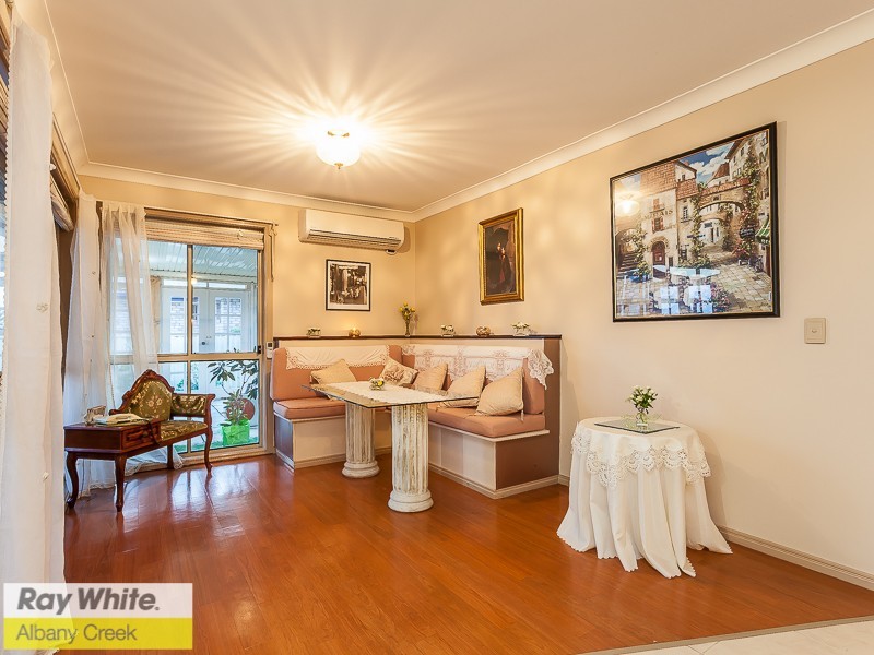 8 Talisman Court, Eatons Hill QLD 4037