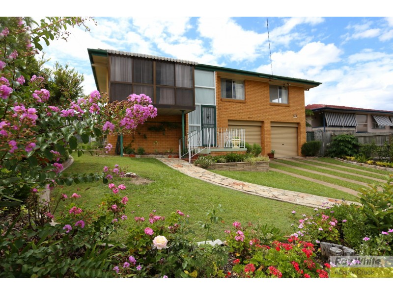 13 Derrima Crescent, Ferny Hills QLD 4055