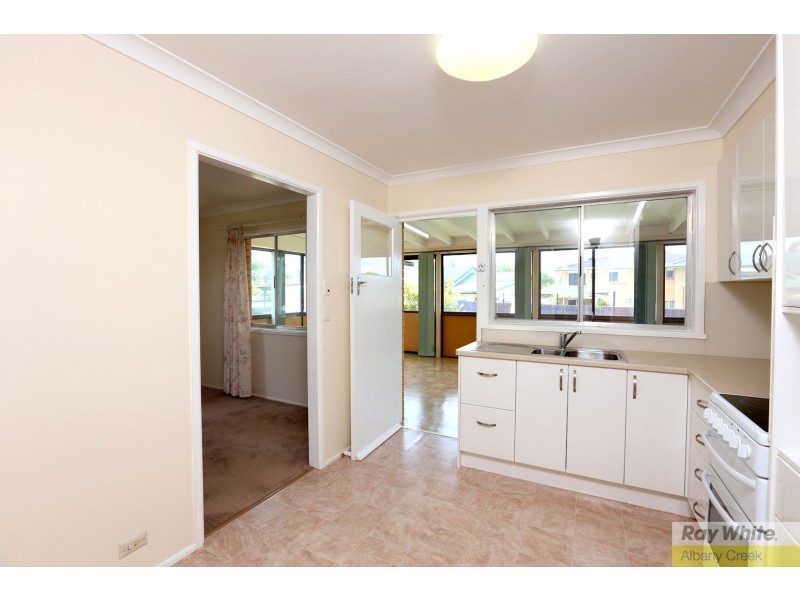 13 Derrima Crescent, Ferny Hills QLD 4055