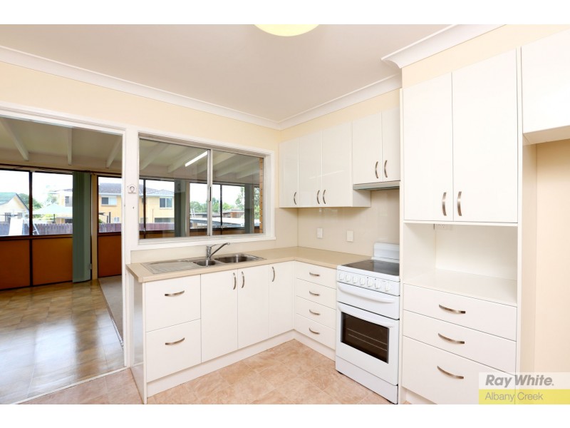 13 Derrima Crescent, Ferny Hills QLD 4055