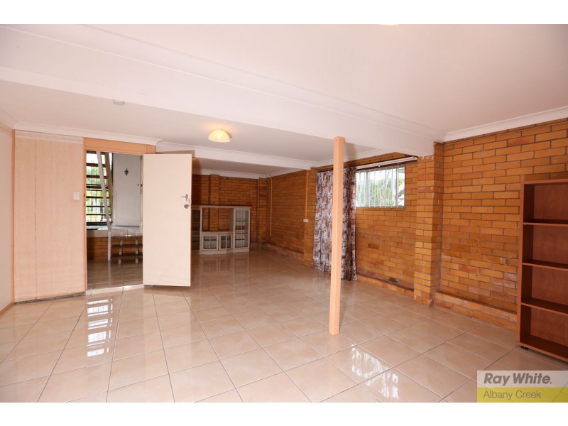 13 Derrima Crescent, Ferny Hills QLD 4055